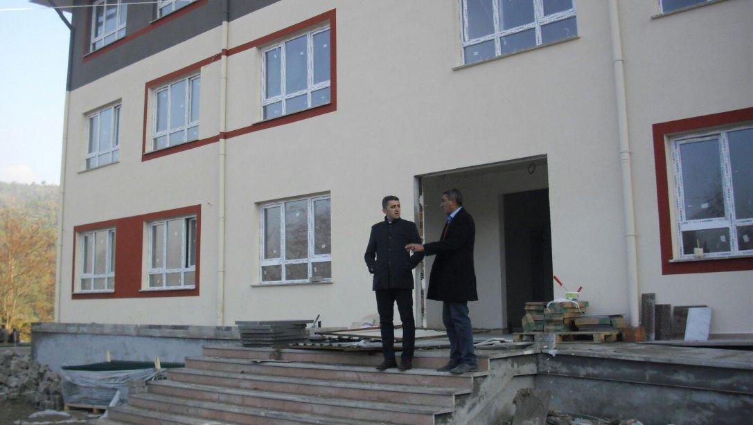 İlçe Milli Eğitim Müdürü Selim AYDIN'ın okul ziyaretleri devam ediyor.